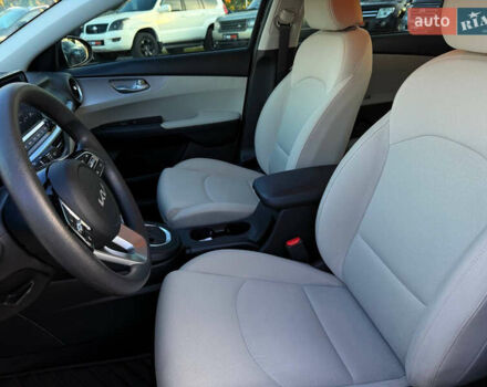 Черный Киа Форте, объемом двигателя 2 л и пробегом 52 тыс. км за 19500 $, фото 14 на Automoto.ua