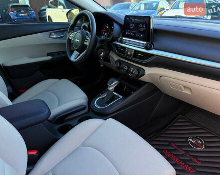 Черный Киа Форте, объемом двигателя 2 л и пробегом 52 тыс. км за 19500 $, фото 16 на Automoto.ua