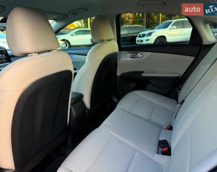 Черный Киа Форте, объемом двигателя 2 л и пробегом 52 тыс. км за 19500 $, фото 26 на Automoto.ua