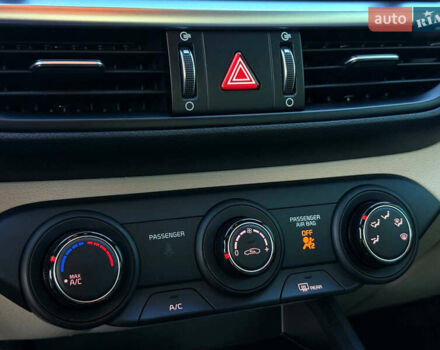 Черный Киа Форте, объемом двигателя 2 л и пробегом 52 тыс. км за 19500 $, фото 34 на Automoto.ua