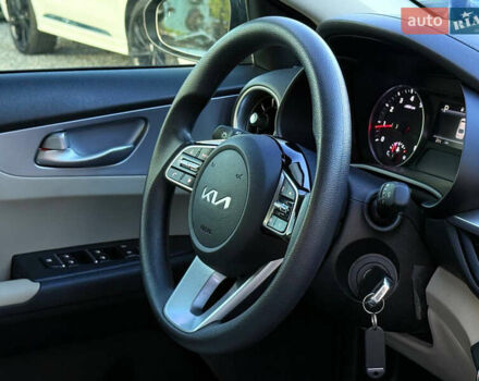 Черный Киа Форте, объемом двигателя 2 л и пробегом 52 тыс. км за 19500 $, фото 19 на Automoto.ua