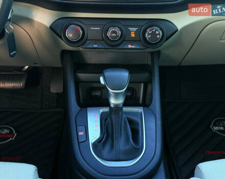 Черный Киа Форте, объемом двигателя 2 л и пробегом 52 тыс. км за 19500 $, фото 30 на Automoto.ua