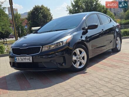 Чорний Кіа Форте, об'ємом двигуна 2 л та пробігом 173 тис. км за 9300 $, фото 1 на Automoto.ua