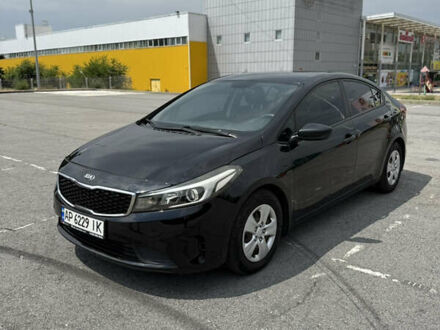 Киа Форте 2018 в Запорожье на Automoto.ua Черный Киа Форте, объемом двигателя 2 л и пробегом 88 тыс. км за 10200 $, фото 1 на Automoto.ua
