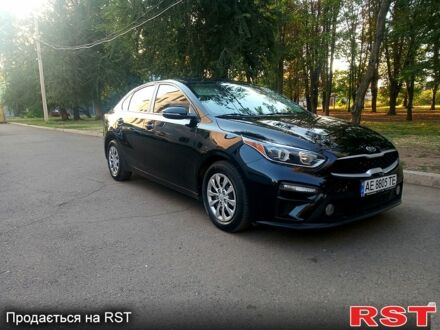Черный Киа Форте, объемом двигателя 2 л и пробегом 130 тыс. км за 12100 $, фото 1 на Automoto.ua