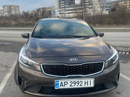 Киа Форте 2017 в Запорожье на Automoto.ua Коричневый Киа Форте, объемом двигателя 2 л и пробегом 162 тыс. км за 9900 $, фото 1 на Automoto.ua