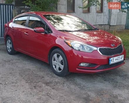 Киа Форте 2013 в Днепре (Днепропетровске) на Automoto.ua Красный Киа Форте, объемом двигателя 2 л и пробегом 280 тыс. км за 7199 $, фото 4 на Automoto.ua