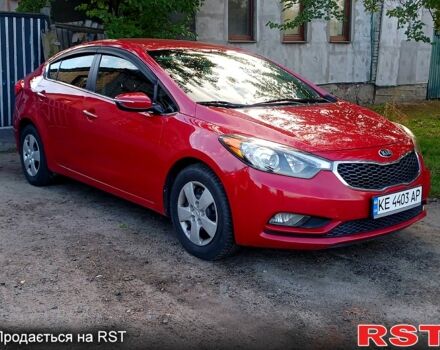 Красный Киа Форте, объемом двигателя 2 л и пробегом 280 тыс. км за 7999 $, фото 1 на Automoto.ua