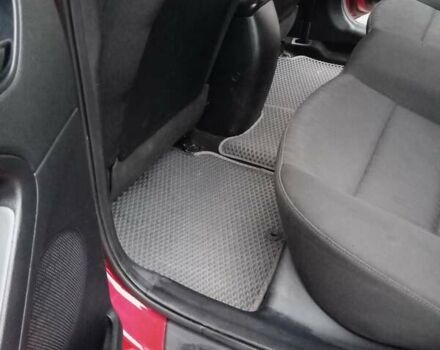 Красный Киа Форте, объемом двигателя 1.8 л и пробегом 77 тыс. км за 9999 $, фото 10 на Automoto.ua