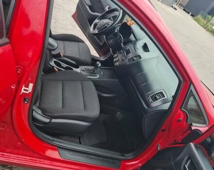 Червоний Кіа Форте, об'ємом двигуна 1.8 л та пробігом 232 тис. км за 7400 $, фото 6 на Automoto.ua