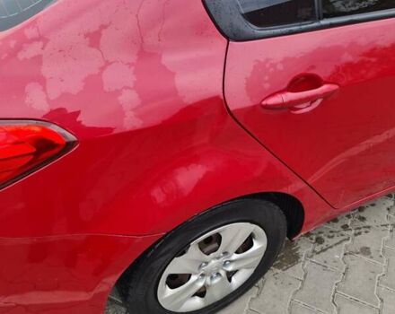 Червоний Кіа Форте, об'ємом двигуна 1.8 л та пробігом 232 тис. км за 7400 $, фото 5 на Automoto.ua