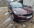 Червоний Кіа Форте, об'ємом двигуна 2 л та пробігом 86 тис. км за 11500 $, фото 2 на Automoto.ua
