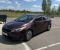 Красный Киа Форте, объемом двигателя 2 л и пробегом 172 тыс. км за 8500 $, фото 3 на Automoto.ua