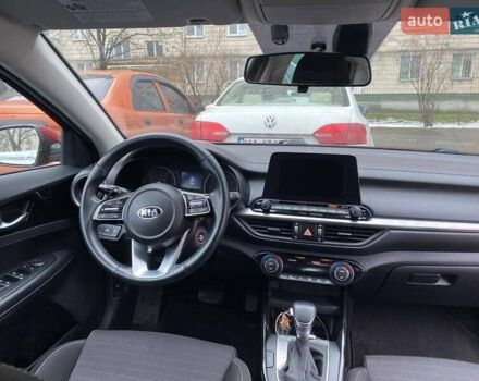 Красный Киа Форте, объемом двигателя 2 л и пробегом 101 тыс. км за 13800 $, фото 22 на Automoto.ua