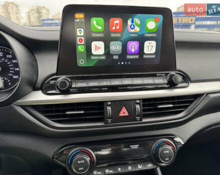 Червоний Кіа Форте, об'ємом двигуна 2 л та пробігом 100 тис. км за 13000 $, фото 10 на Automoto.ua