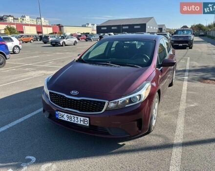 Красный Киа Форте, объемом двигателя 2 л и пробегом 130 тыс. км за 9800 $, фото 1 на Automoto.ua