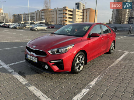 Киа Форте 2020 в Киеве на Automoto.ua Красный Киа Форте, объемом двигателя 2 л и пробегом 71 тыс. км за 15999 $, фото 1 на Automoto.ua