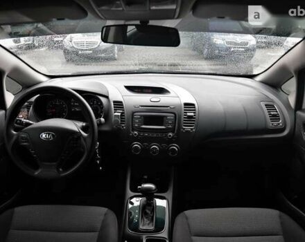 Киа Форте, объемом двигателя 2 л и пробегом 91 тыс. км за 12500 $, фото 12 на Automoto.ua