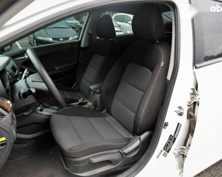 Киа Форте, объемом двигателя 2 л и пробегом 91 тыс. км за 12500 $, фото 7 на Automoto.ua