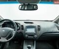 Кіа Форте, об'ємом двигуна 2 л та пробігом 155 тис. км за 9515 $, фото 10 на Automoto.ua