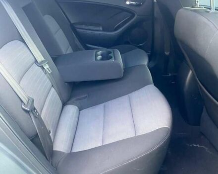Кіа Форте, об'ємом двигуна 2.01 л та пробігом 1 тис. км за 9000 $, фото 7 на Automoto.ua