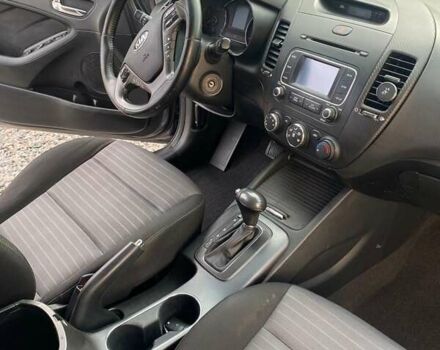 Кіа Форте, об'ємом двигуна 2.01 л та пробігом 1 тис. км за 9000 $, фото 6 на Automoto.ua