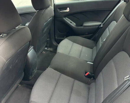 Киа Форте, объемом двигателя 2 л и пробегом 95 тыс. км за 10000 $, фото 3 на Automoto.ua