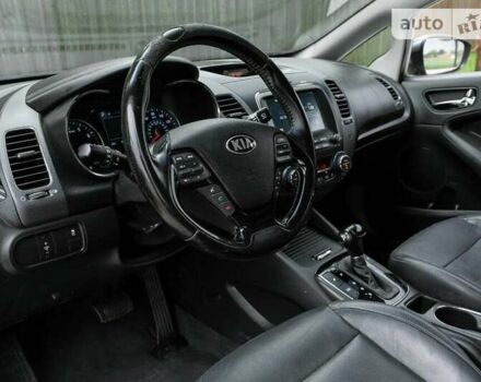 Кіа Форте, об'ємом двигуна 0 л та пробігом 127 тис. км за 2100 $, фото 10 на Automoto.ua