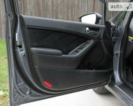 Кіа Форте, об'ємом двигуна 0 л та пробігом 127 тис. км за 2100 $, фото 8 на Automoto.ua