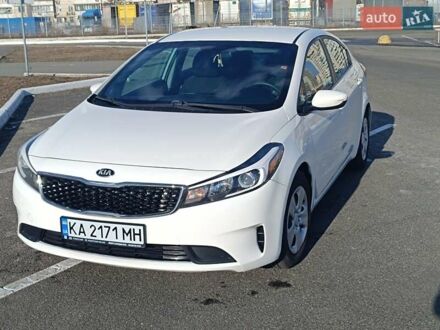 Киа Форте 2016 в Киеве на Automoto.ua Киа Форте, объемом двигателя 2 л и пробегом 180 тыс. км за 10499 $, фото 1 на Automoto.ua