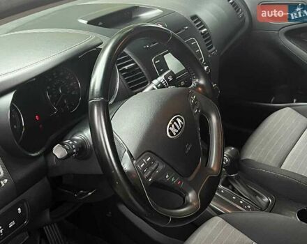 Сірий Кіа Форте, об'ємом двигуна 2 л та пробігом 212 тис. км за 8790 $, фото 19 на Automoto.ua