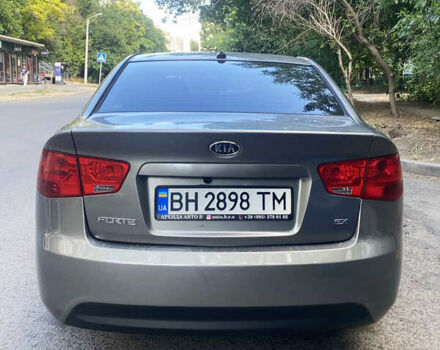 Сірий Кіа Форте, об'ємом двигуна 2 л та пробігом 203 тис. км за 7599 $, фото 6 на Automoto.ua