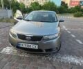 Серый Киа Форте, объемом двигателя 2 л и пробегом 247 тыс. км за 6000 $, фото 1 на Automoto.ua