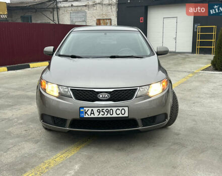 Серый Киа Форте, объемом двигателя 2 л и пробегом 250 тыс. км за 7200 $, фото 19 на Automoto.ua