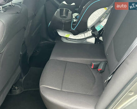 Серый Киа Форте, объемом двигателя 2 л и пробегом 250 тыс. км за 7200 $, фото 28 на Automoto.ua