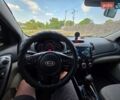 Серый Киа Форте, объемом двигателя 2 л и пробегом 286 тыс. км за 6600 $, фото 18 на Automoto.ua