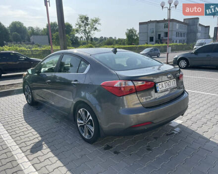 Серый Киа Форте, объемом двигателя 2 л и пробегом 160 тыс. км за 7200 $, фото 5 на Automoto.ua