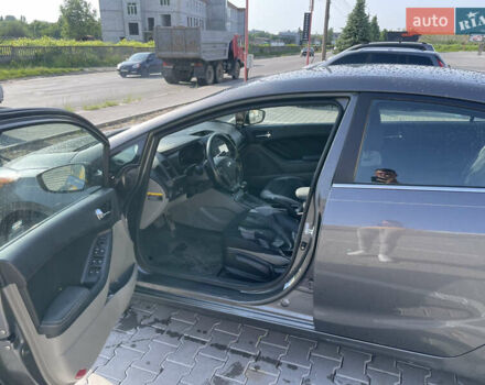 Серый Киа Форте, объемом двигателя 2 л и пробегом 160 тыс. км за 7200 $, фото 25 на Automoto.ua