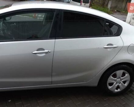 Серый Киа Форте, объемом двигателя 1.6 л и пробегом 218 тыс. км за 7200 $, фото 2 на Automoto.ua