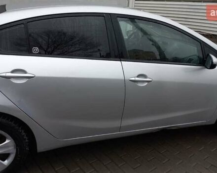 Серый Киа Форте, объемом двигателя 1.6 л и пробегом 218 тыс. км за 7200 $, фото 5 на Automoto.ua