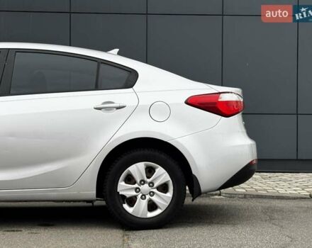 Сірий Кіа Форте, об'ємом двигуна 1.8 л та пробігом 172 тис. км за 8200 $, фото 5 на Automoto.ua