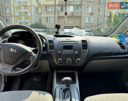 Серый Киа Форте, объемом двигателя 1.8 л и пробегом 107 тыс. км за 9200 $, фото 8 на Automoto.ua