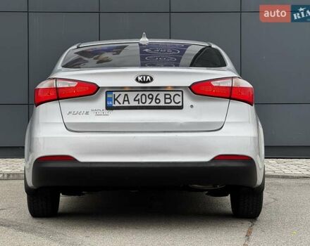 Сірий Кіа Форте, об'ємом двигуна 1.8 л та пробігом 172 тис. км за 8200 $, фото 8 на Automoto.ua
