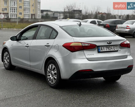 Сірий Кіа Форте, об'ємом двигуна 1.8 л та пробігом 323 тис. км за 7400 $, фото 6 на Automoto.ua