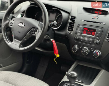 Сірий Кіа Форте, об'ємом двигуна 1.8 л та пробігом 323 тис. км за 7400 $, фото 9 на Automoto.ua