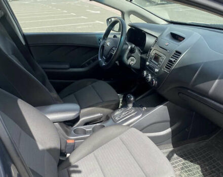 Серый Киа Форте, объемом двигателя 1.8 л и пробегом 220 тыс. км за 9000 $, фото 7 на Automoto.ua