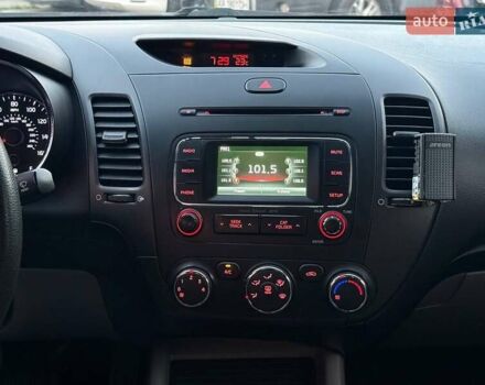 Сірий Кіа Форте, об'ємом двигуна 1.8 л та пробігом 160 тис. км за 8500 $, фото 9 на Automoto.ua