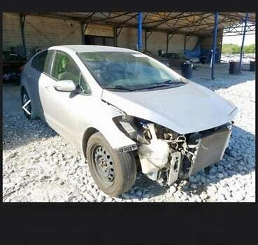 Серый Киа Форте, объемом двигателя 1.8 л и пробегом 302 тыс. км за 7850 $, фото 13 на Automoto.ua