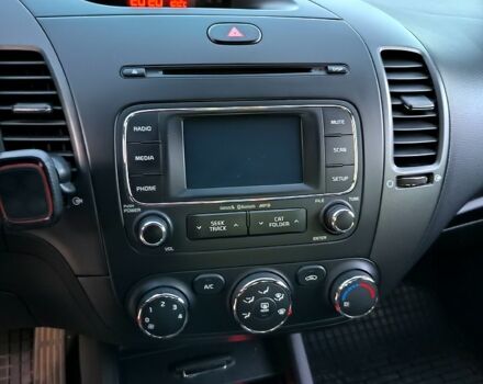 Сірий Кіа Форте, об'ємом двигуна 1.8 л та пробігом 220 тис. км за 8999 $, фото 11 на Automoto.ua