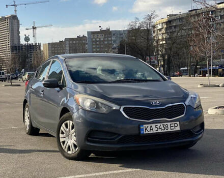 Серый Киа Форте, объемом двигателя 1.8 л и пробегом 220 тыс. км за 9000 $, фото 3 на Automoto.ua